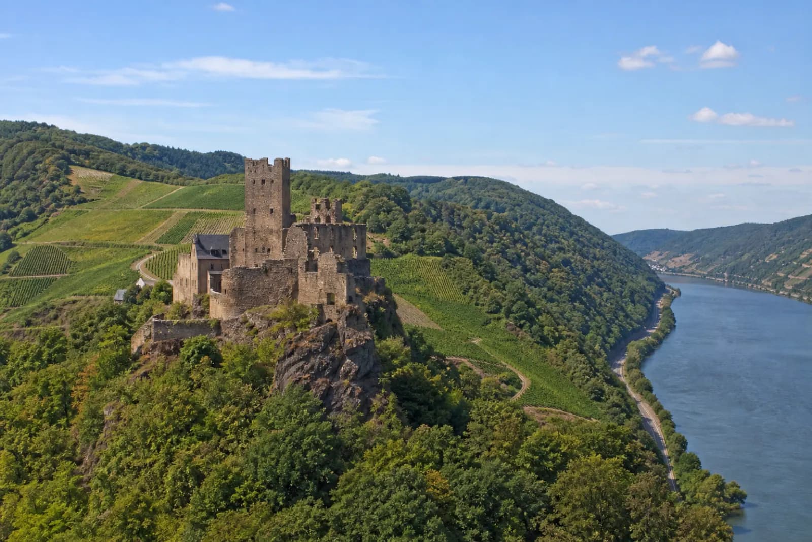 Typische Ansicht aus Rheinland-Pfalz: Region, in der die Baukosten 2026 bei rund 2.290 € pro Quadratmeter liegen